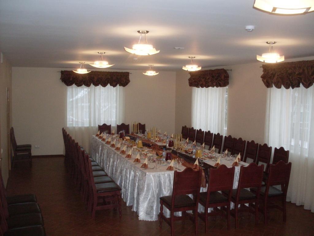 Hotel Surauciu Sveciu Namai Aukštadvaris Exterior foto